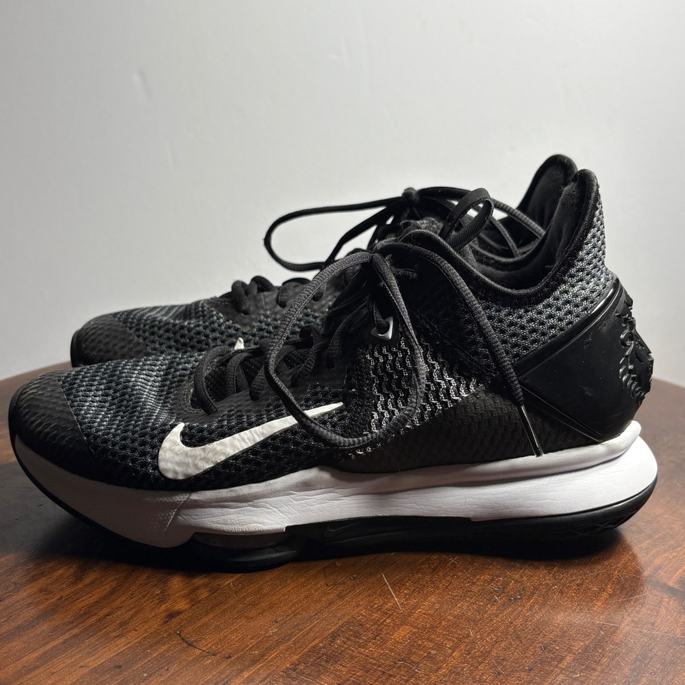 Nike Basketball Shoes Mens Size 7.5 Black LeBron Witness 4 BV7427-001 Sneakers